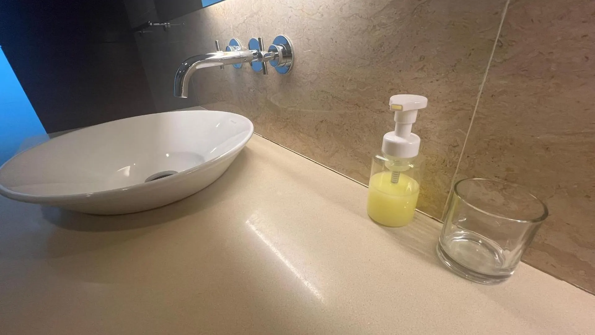 Straits Quay Marina Suites Penang By Aurorahomes Bagan Jermal Апартаменты