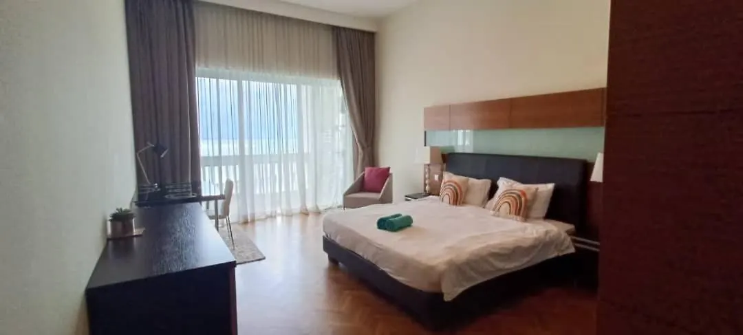 Straits Quay Marina Suites Penang By Aurorahomes Bagan Jermal