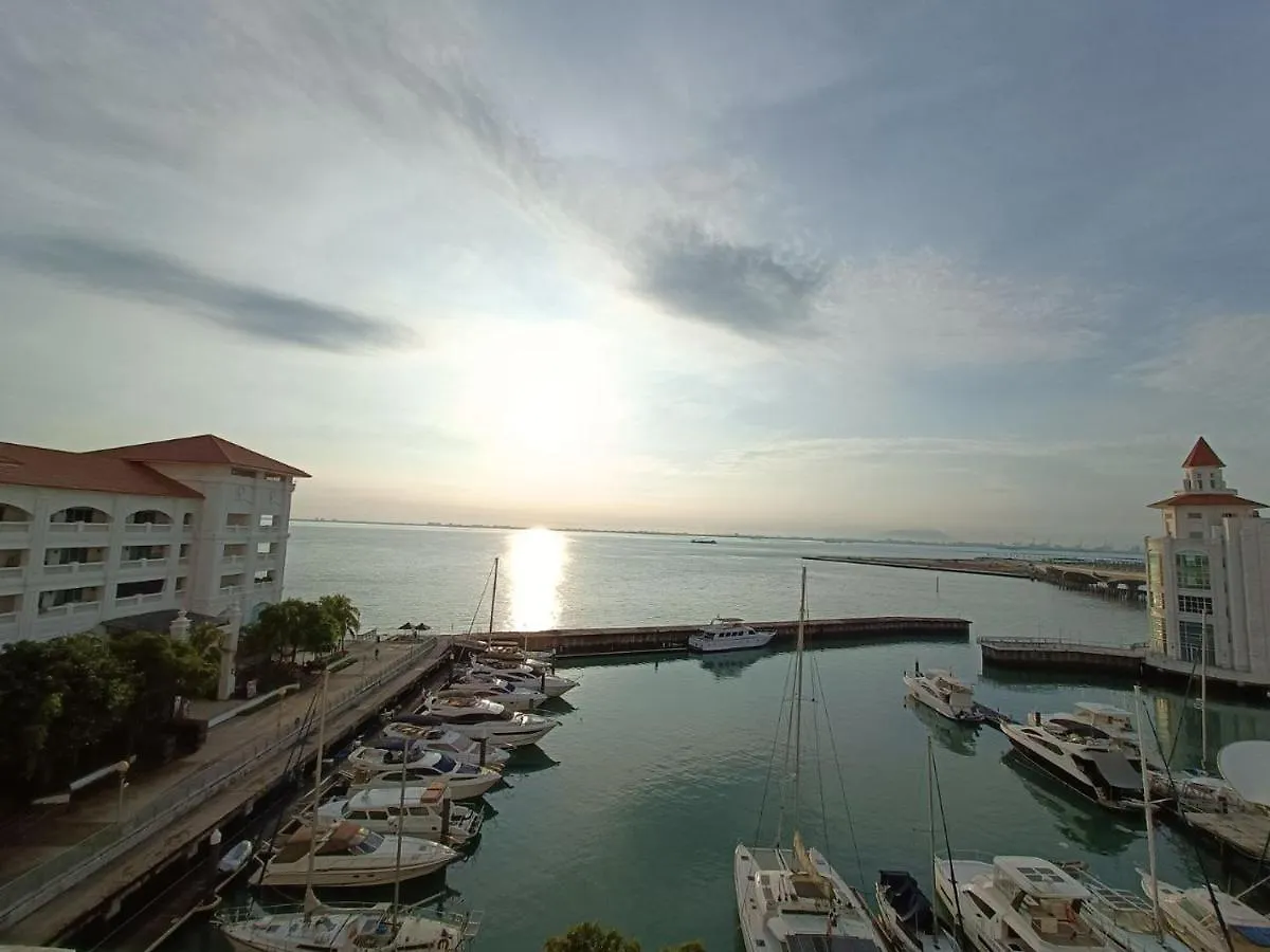 Apartment Straits Quay Marina Suites Penang By Aurorahomes Bagan Jermal